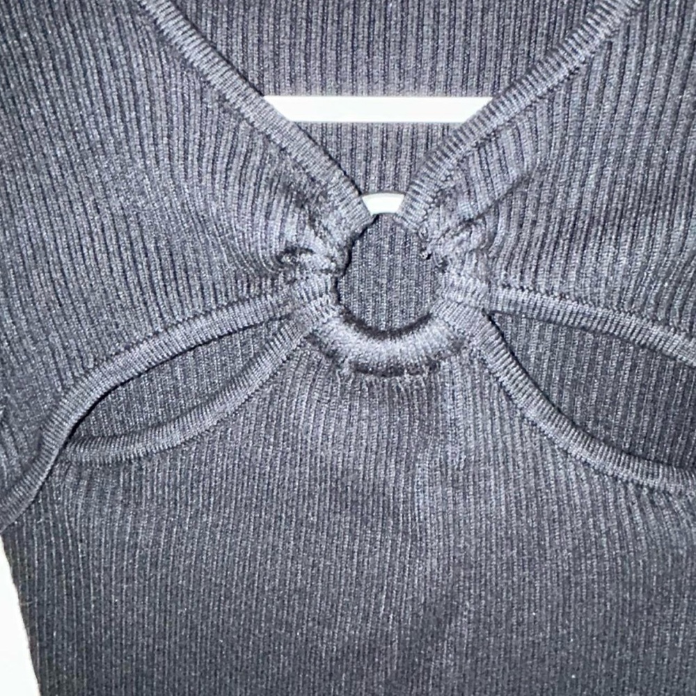 Abercrombie & Fitch Ribbed Top - Picture 3 of 9